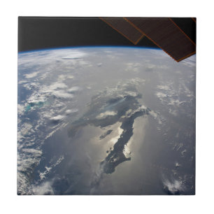 The Island Of Hispaniola With Sunglin Ceramic Tile