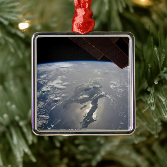 The Island Of Hispaniola With Sunglin Metal Ornament (Tree)