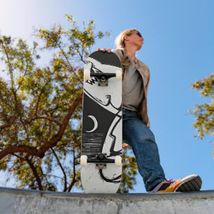 The Kiss Skateboard: Bold & Timeless Romance Skateboard
