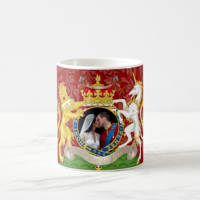 The kiss, Will+Kate wedding, DIY colour!! Coffee Mug (Center)