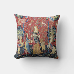 The Lady and the Unicorn, Smell Cushion