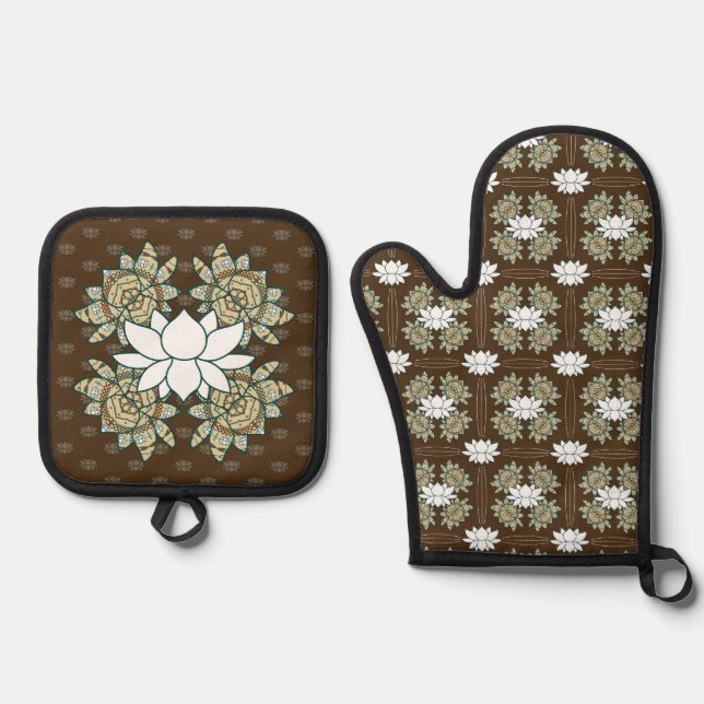 The Lotus  Oven Mitt & Pot Holder Set (Front)
