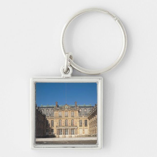 The Louis XIII Courtyard Key Ring (Front)