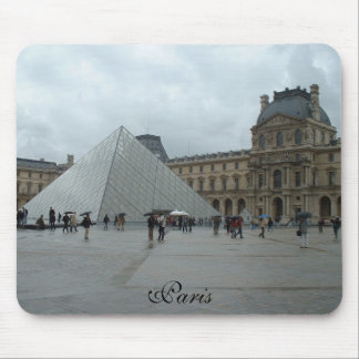 The Louvre, Paris Mouse Pad