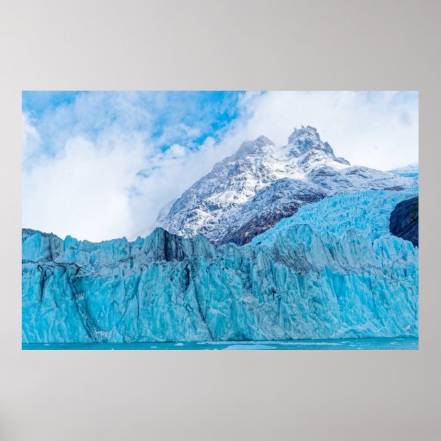 The magnificent Spegazzini Glacier in Patagonia Poster (Front)