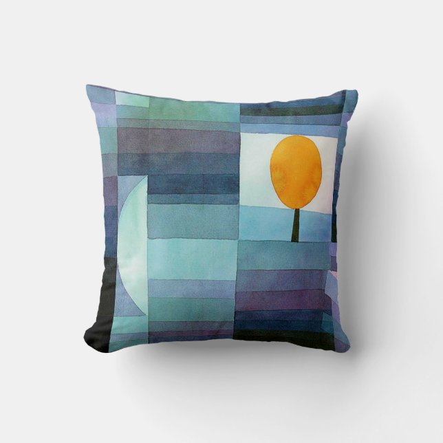 The Messenger of Autumn, Klee Cushion (Front)
