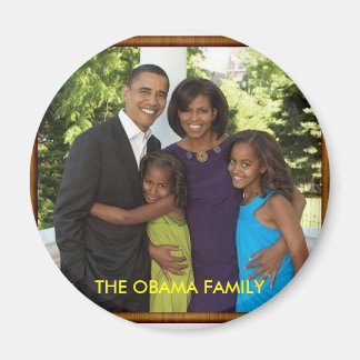 THE OBAMA FAMILY MAGNET
