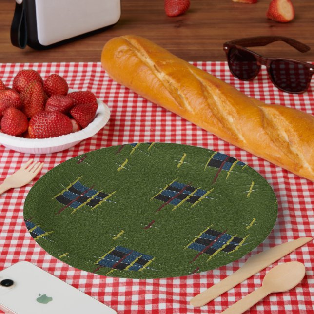 The Olive Branch Paper Plates (Picnic)