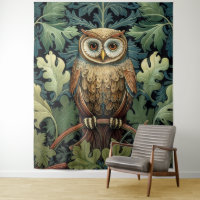 The owl on an oak tree