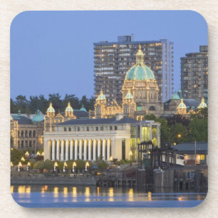 The Parliament Buliding lit up at the inner Coaster