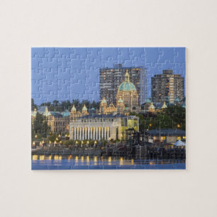 The Parliament Buliding lit up at the inner Jigsaw Puzzle