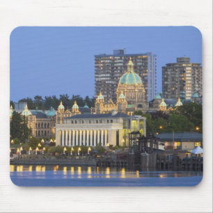 The Parliament Buliding lit up at the inner Mouse Pad