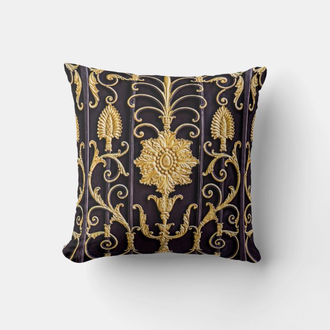 The pattern on metallic gate cushion (Front)