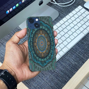 The Persian's gyrate psychedelic eyes' mandala  iPhone 13 Mini Case
