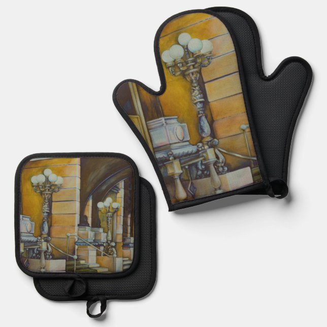 The Plaza Hotel, NYC Oven Mitt & Pot Holder Set (Front/Back)