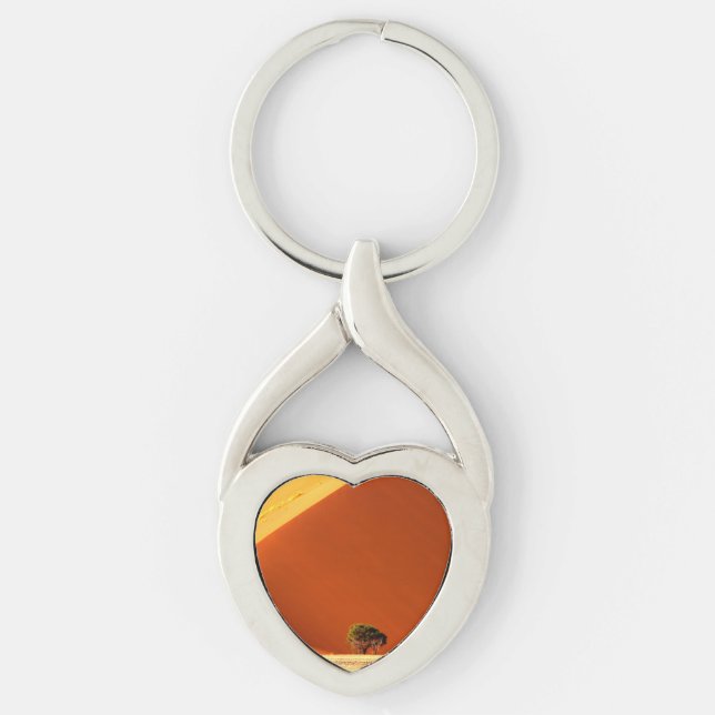 The red dunes of Sossusvlei Key Ring (Front)