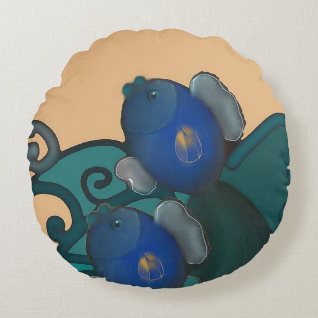 The rising fishes round cushion (Front)