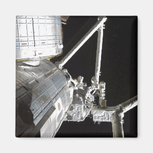 The robotic arm of the Japanese Experiment Modu 2 Magnet