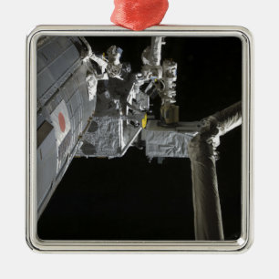 The robotic arm of the Japanese Experiment Modu Metal Tree Decoration