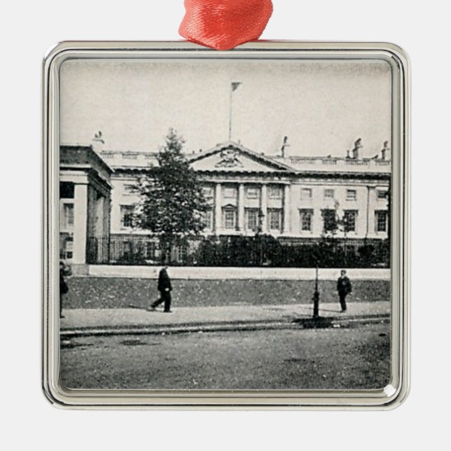 The Royal Mint, London Metal Tree Decoration (Front)