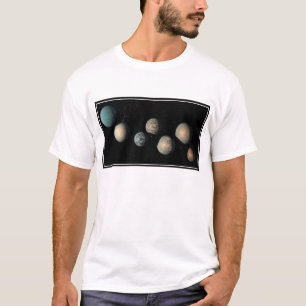 The Seven Earth-Size Planets Of Trappist-1 T-Shirt