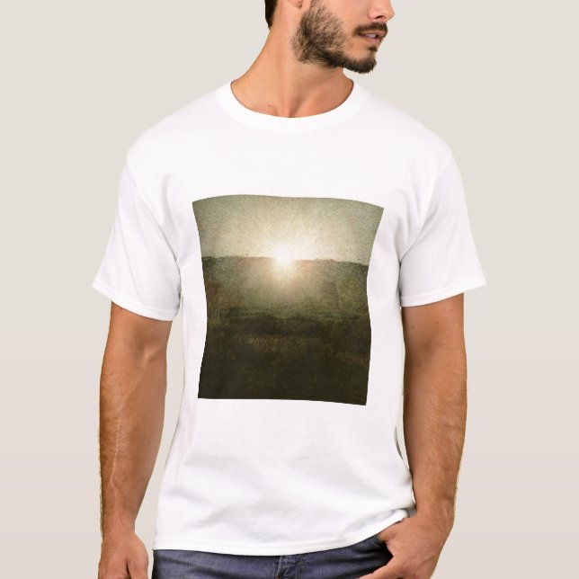 The Sun (Rising Sun) 1904 (oil on canvas) T-Shirt (Front)