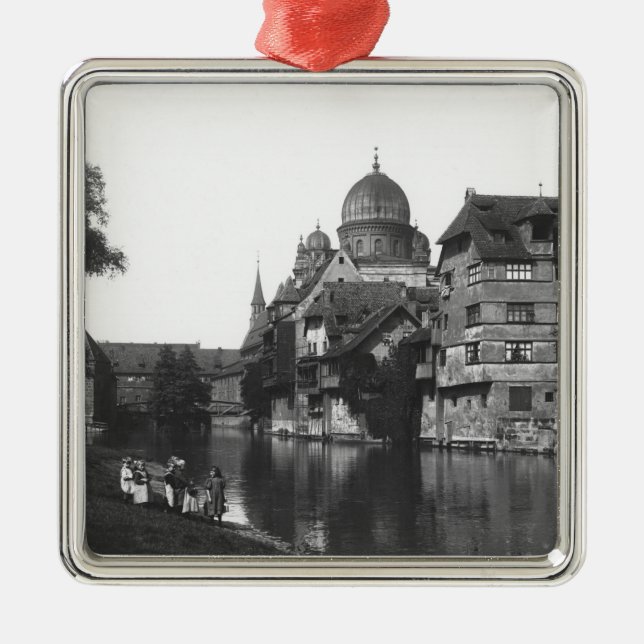 The synagogue at Nuremberg, c.1910 Metal Ornament (Front)