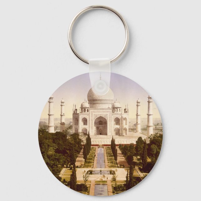 The Taj Mahal in Agra India Key Ring (Front)