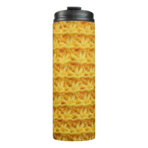 the texture of the knitted fabric with a striped d thermal tumbler