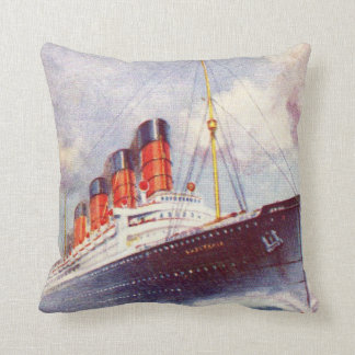 The Titanic shortly before sinking in 1912 Cushion
