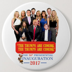 The Trumps Are Coming! 6 Cm Round Badge