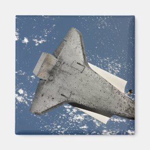 The underside of space shuttle Discovery 2 Magnet