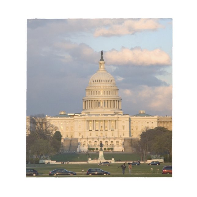 The United States Capitol Building in Notepad (Front)