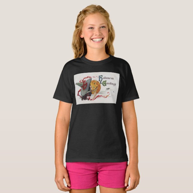 The Witch's Kiss: a Jack o Lantern on Halloween T-Shirt (Front Full)