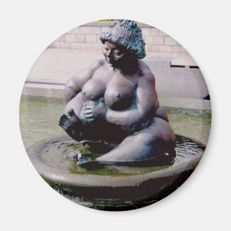 thickness of Wilhelmine Magnet