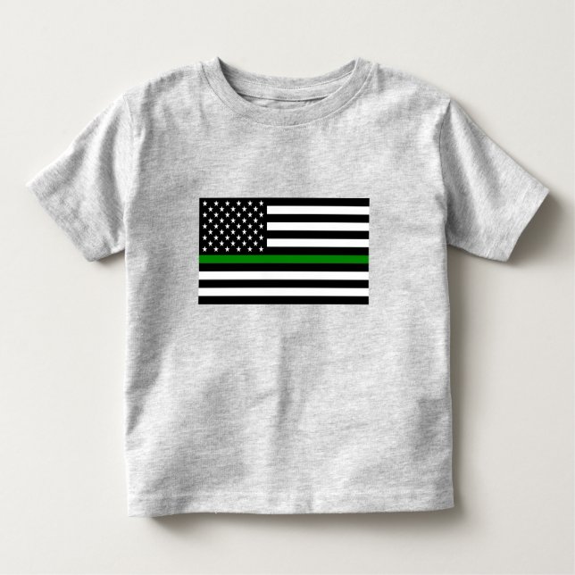 Thin Green Line Flag: Patriotic Military Veterans Toddler T-Shirt (Front)