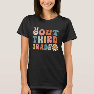Third Grade Peace Out Groovy Retro Happy Last Day  T-Shirt