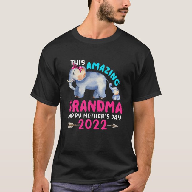 This Amazing Grandma Mother's Day 2022 Elephant Mo T-Shirt (Front)