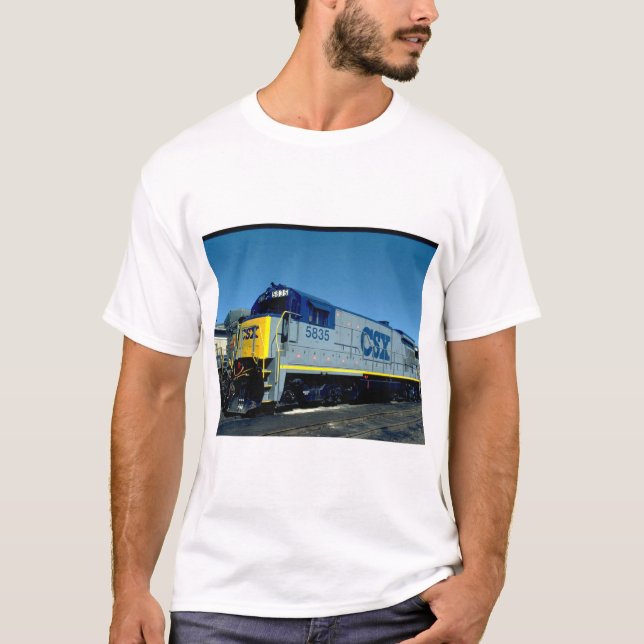 This CSX GE B36-7 #5835, 1990_Trains T-Shirt (Front)