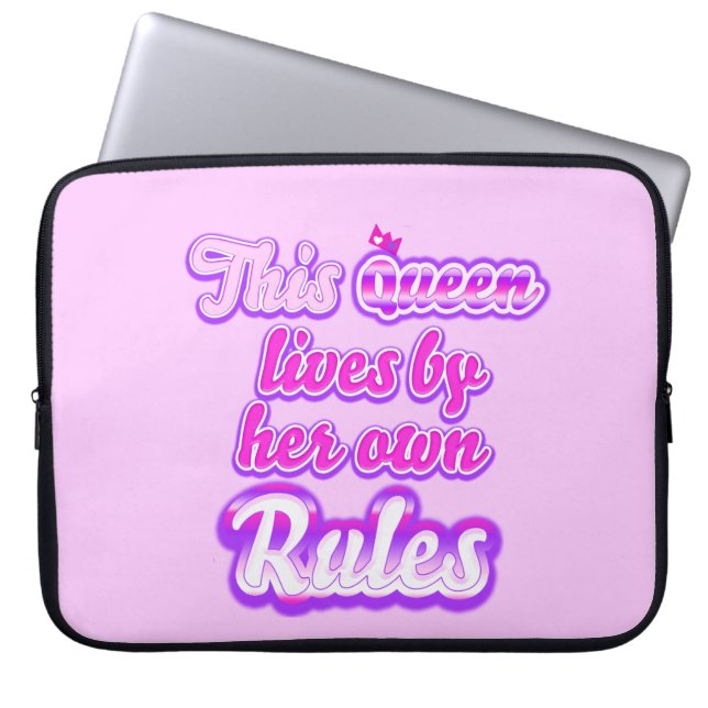 This queen lives by her own rules Electronics Bag (Front)
