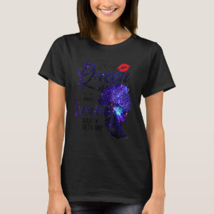 This Queen Was Born In December Birthday Black Wom T-Shirt