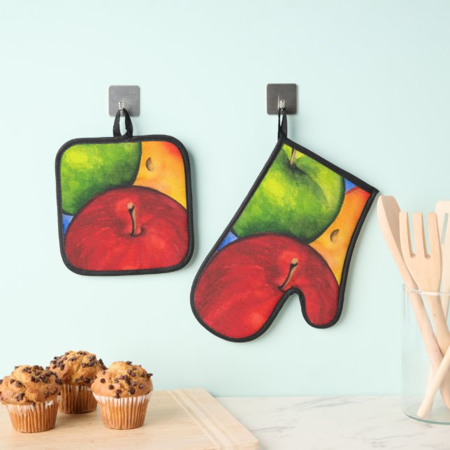 Three Apples Oven Mitt & Pot Holder Set (Insitu(Hanging))
