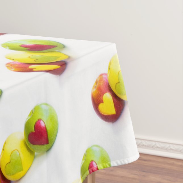 Three apples tablecloth (In Situ)