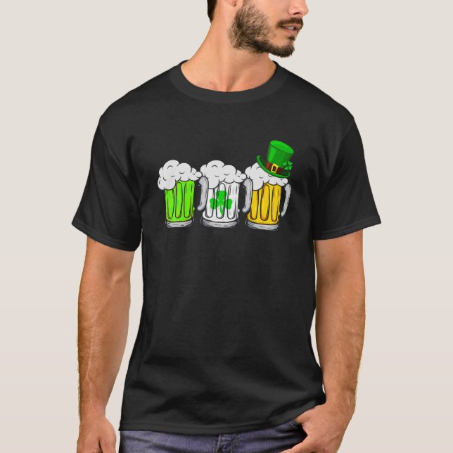 Three Beer Mugs Irish Flag St Patricks Day Men Wom T-Shirt (Front)