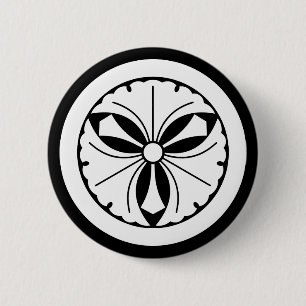 Three ginkgo leaves with swords in circle 6 cm round badge