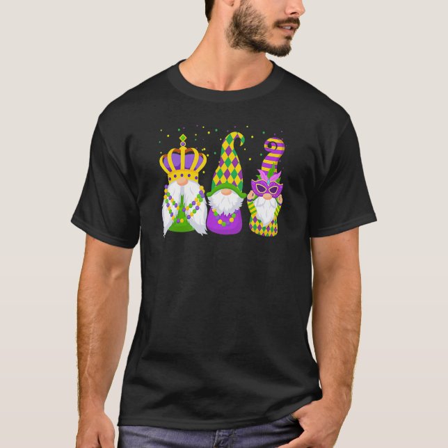 Three Gnomes Mardi Gras Holding Mask Love Mardi Gr T-Shirt (Front)