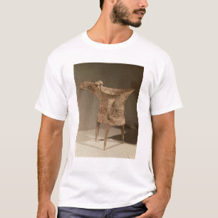 Three-legged 'chueh' vessel for heating wine T-Shirt