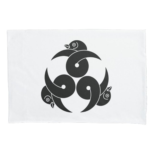 Three looped wild geese, heads facing outward pillowcase (Front)