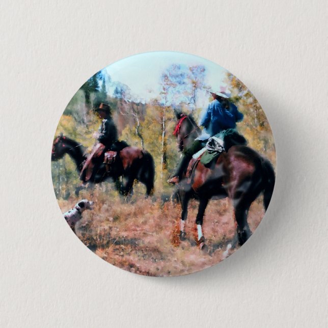 Three on trail 6 cm round badge (Front)