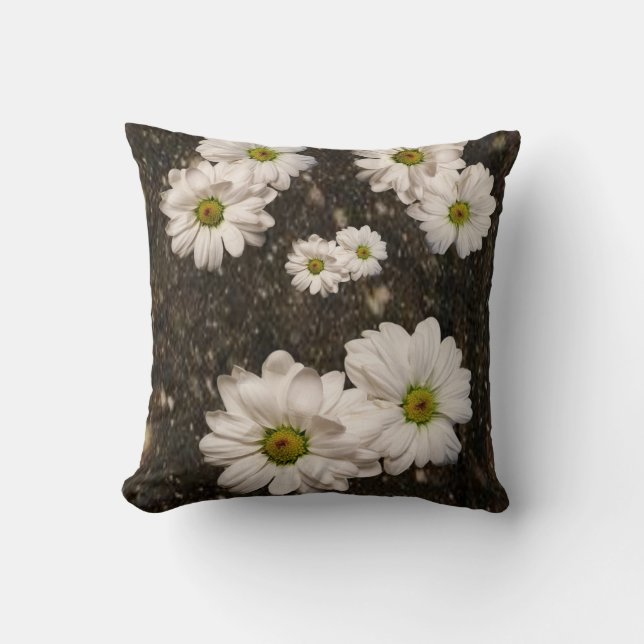 Throw Pillow Daisy (Front)
